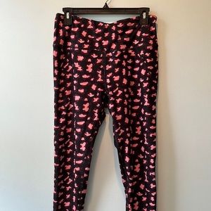 Betsey Johnson animal print leggings